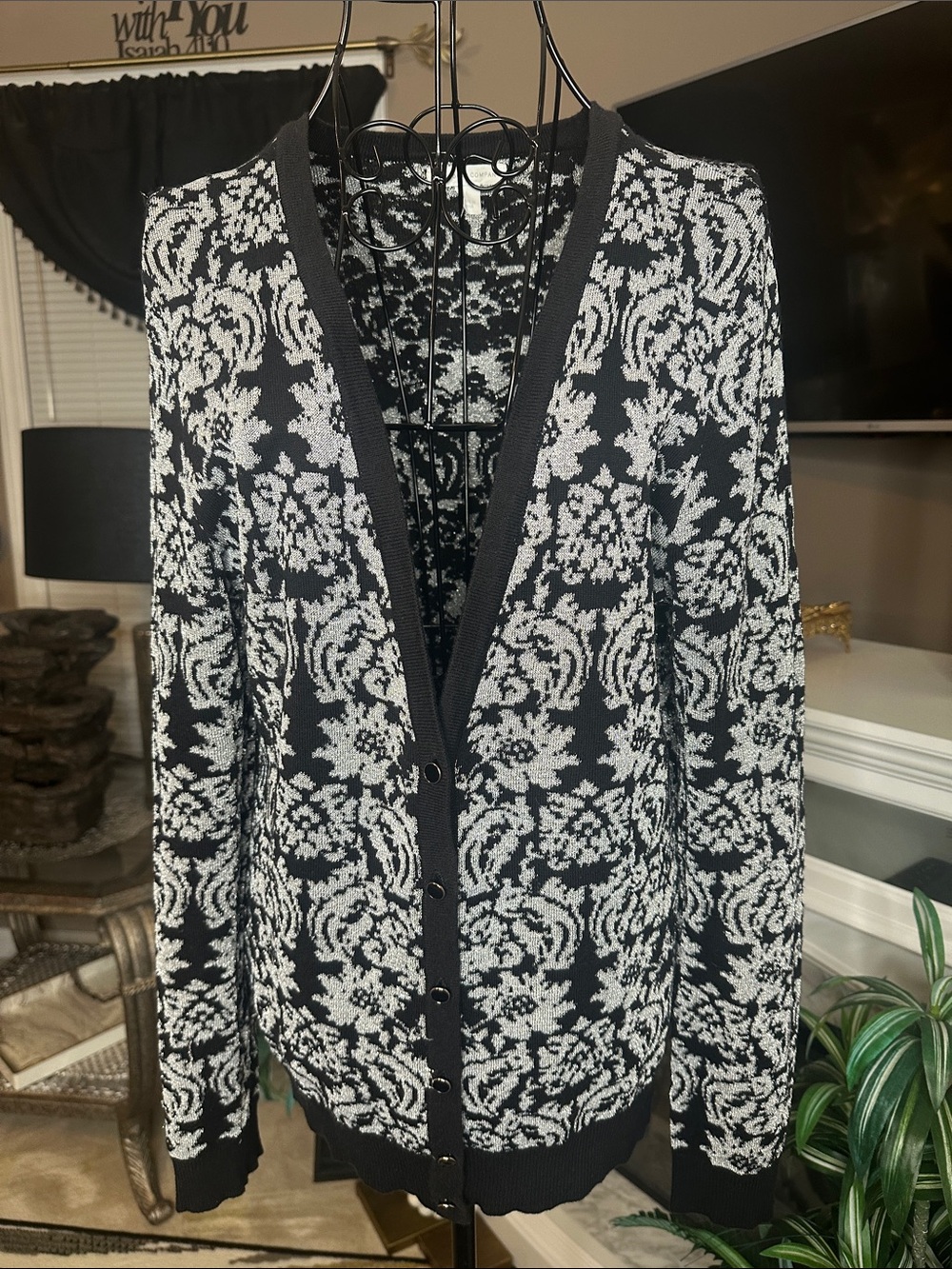 New York & Company Black and White Floral Jacquard Cardigan
